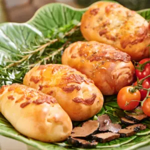 COLEÇÃO DE MINI PÃES - DOIS QUEIJOS E CALABRESA